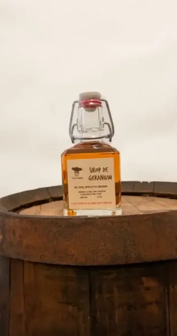 Sirop de géranium Péi